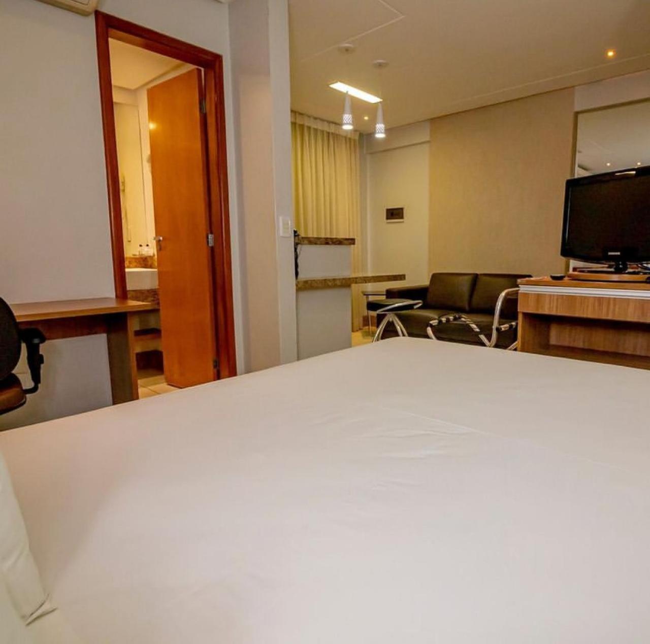 Sun Square Suites Hotel By Lual Goiania Luaran gambar